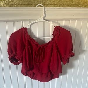 Stretchy red cropped shirt size women's small